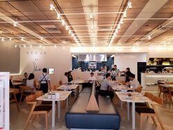 Oue Downtown (D1), Retail #543692341